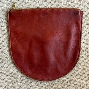 BAGGU Leather Hand Clutch